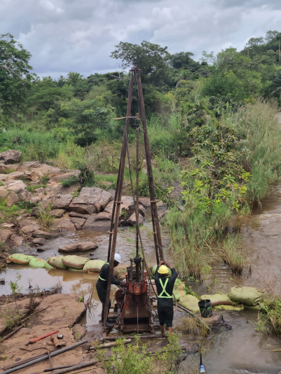 HS Civil & Geotechnical Consulting field investigation site photo
