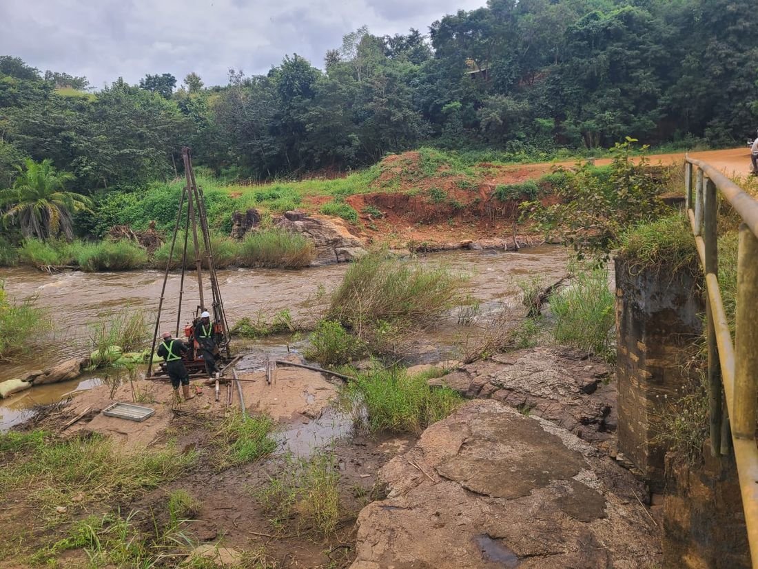 Drilling rig set up in a river for investigation
